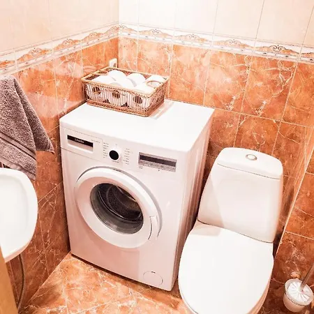 ☆ New & Modern Flat With Bath In Center *