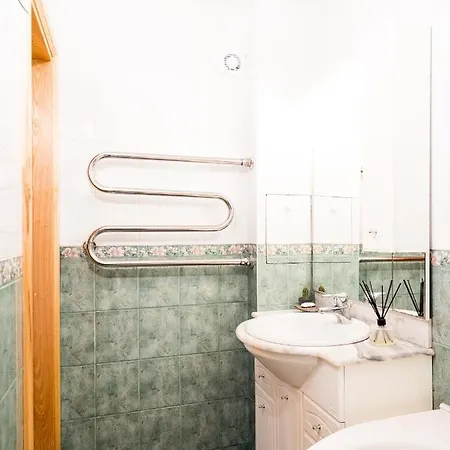 ☆ New & Modern Flat With Bath In Center Рига